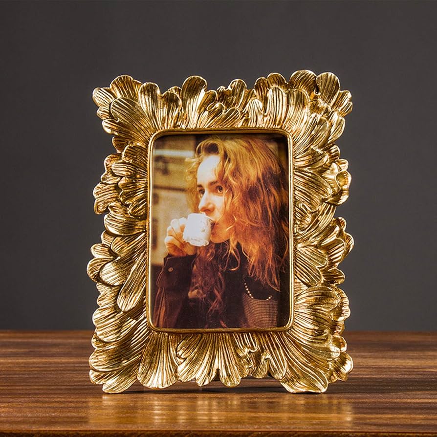 Golden retro palm leaf