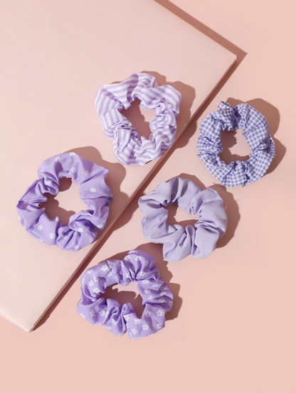 Striped Print Scrunchies Set